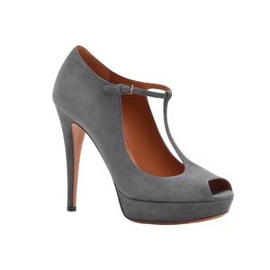 Gucci Betty Peep Toe T Strap High Heel Suede Platform Pumps Gray Sze IT 38.5 NIB